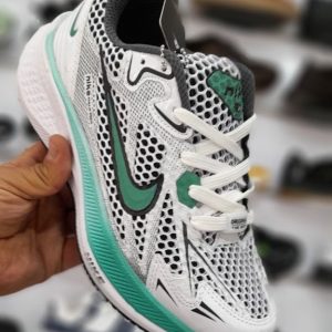 نایک هالومکس